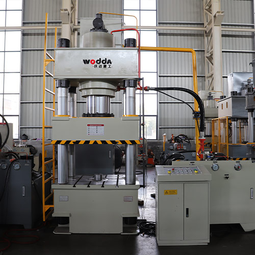 500噸四柱三梁液壓機 500噸四柱三梁液壓機