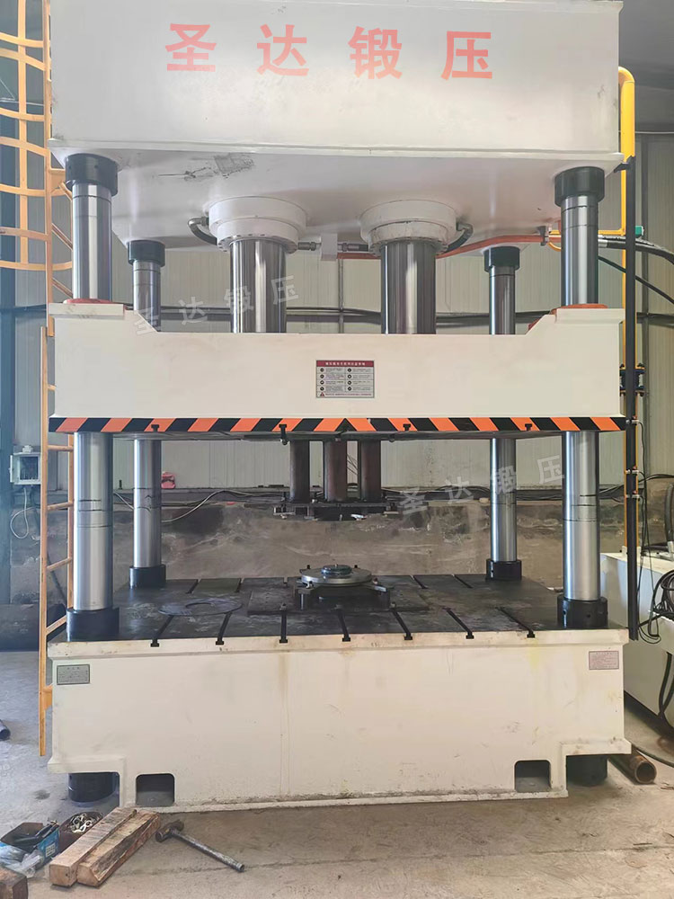 500噸農(nóng)機配件沖壓液壓機 500噸農(nóng)機配件沖壓液壓機