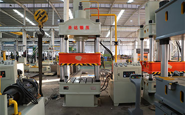 200噸四柱液壓機(jī)價(jià)格多少？